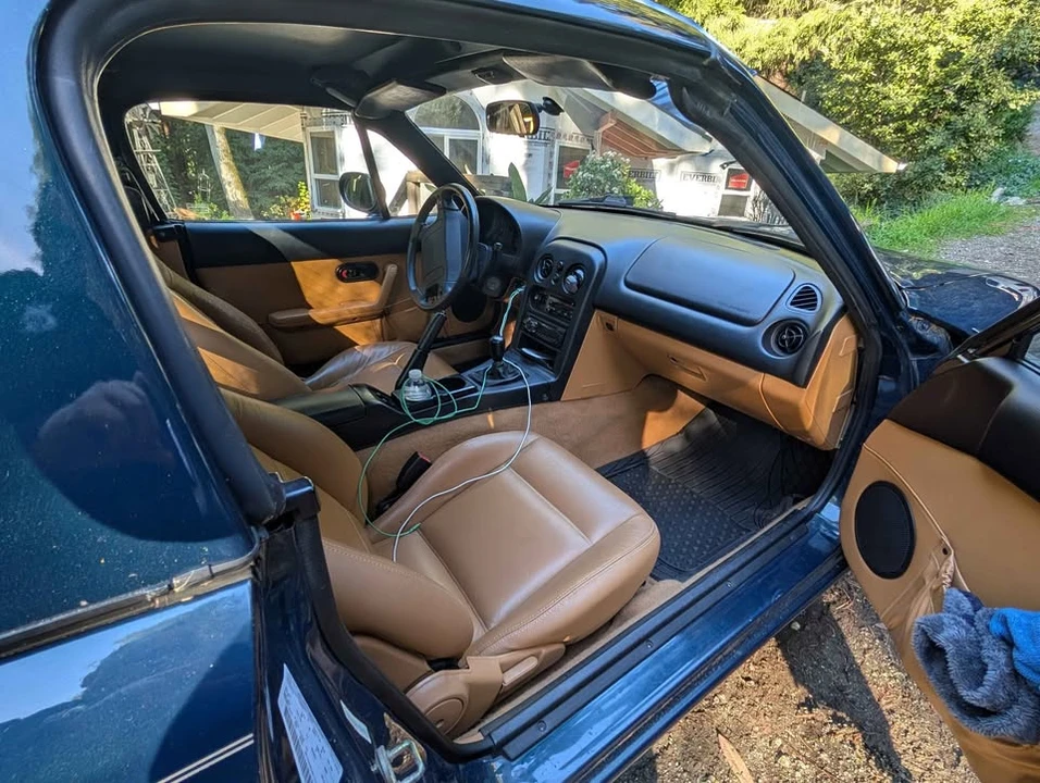 1997 Mazda NA MX-5 Miata - Image 6 of 10