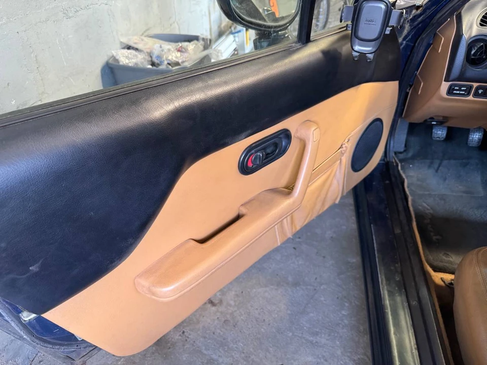 1997 Mazda NA MX-5 Miata - Image 14 of 14
