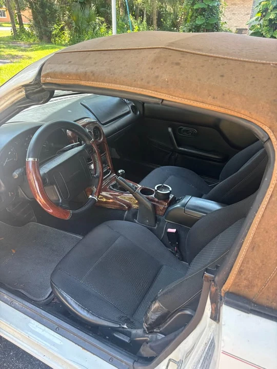 1997 Mazda NA MX-5 Miata - Image 6 of 6