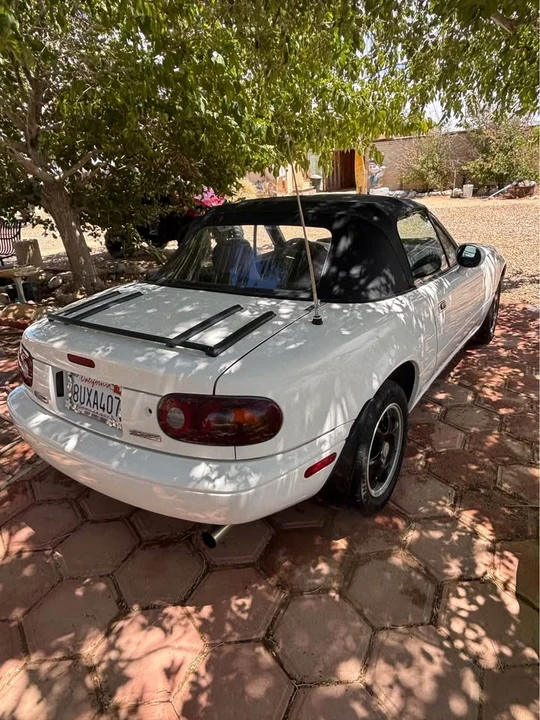 1997 Mazda NA MX-5 Miata - Image 2 of 9