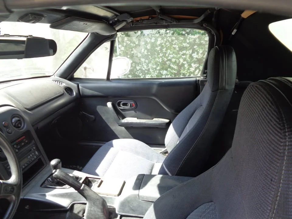 1997 Mazda NA MX-5 Miata - Image 13 of 18