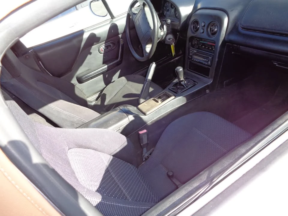1997 Mazda NA MX-5 Miata - Image 5 of 18