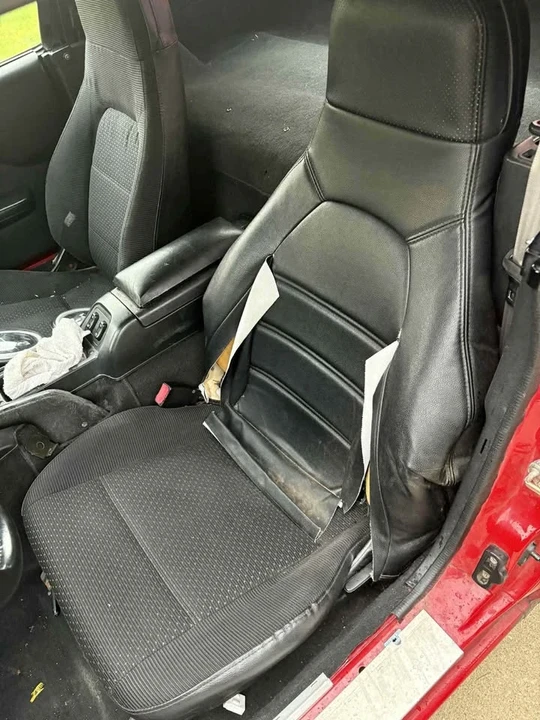 1997 Mazda NA MX-5 Miata - Image 6 of 10