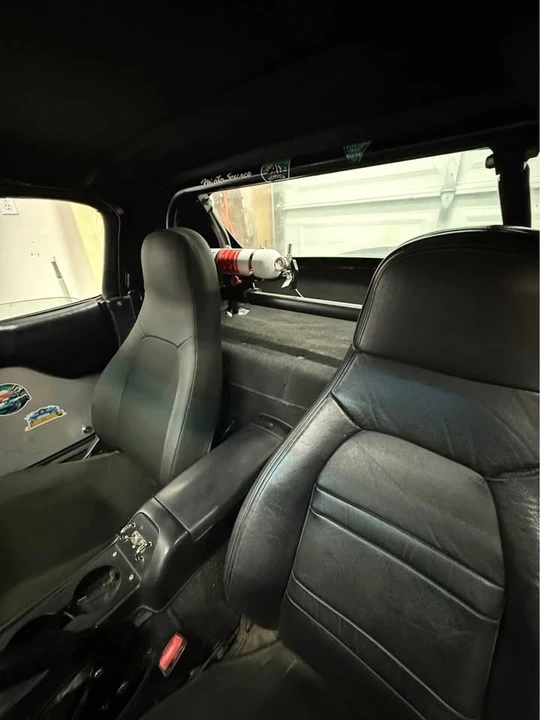 1997 Mazda NA MX-5 Miata - Image 9 of 10