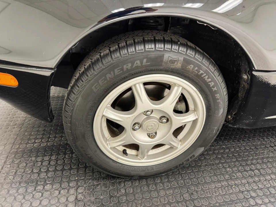 1997 Mazda NA MX-5 Miata - Image 13 of 21