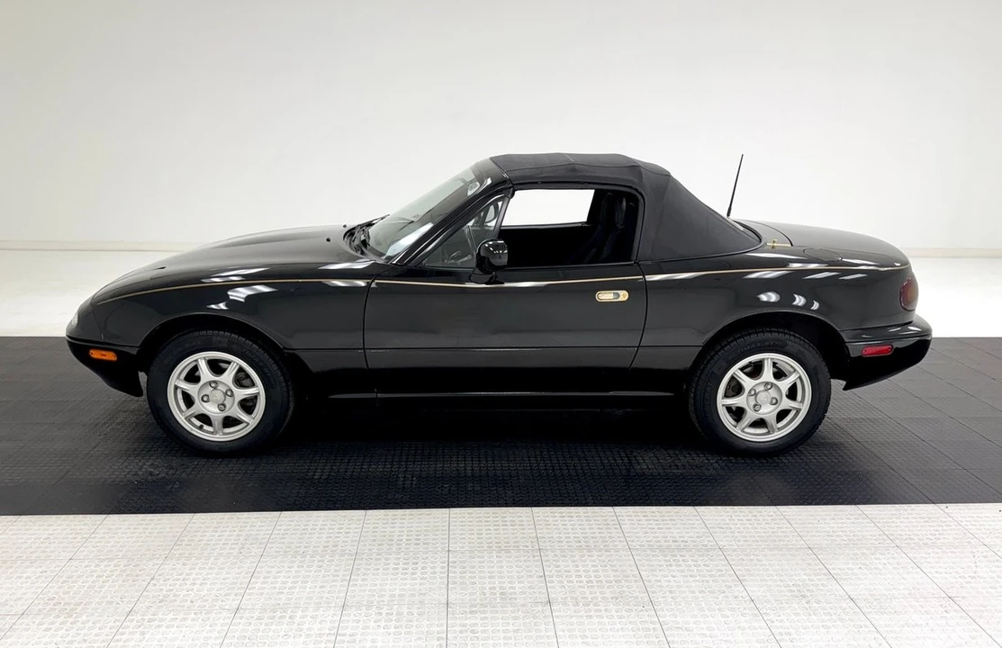 1997 Mazda NA MX-5 Miata - Image 3 of 12