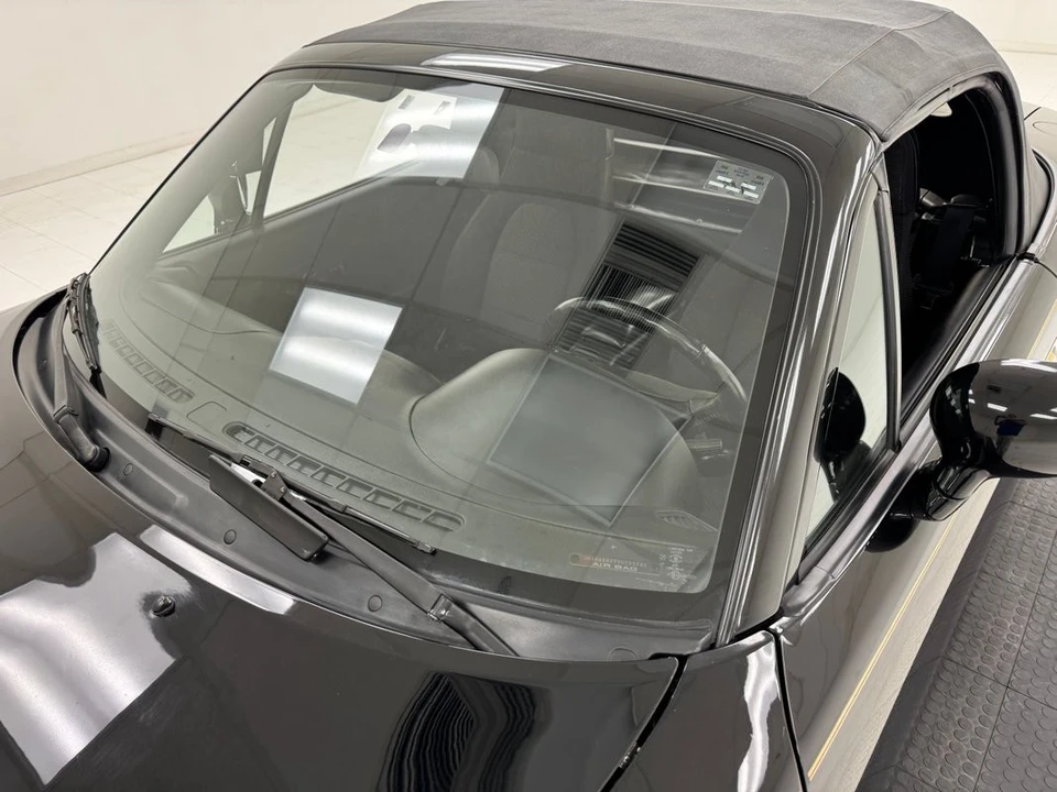 1997 Mazda NA MX-5 Miata - Image 14 of 21