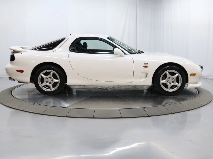 1997 Mazda RX-7 FD - Image 2 of 30