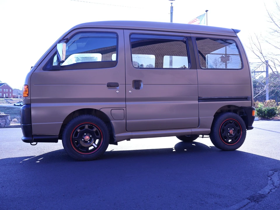 1997 Mazda - Image 26 of 31