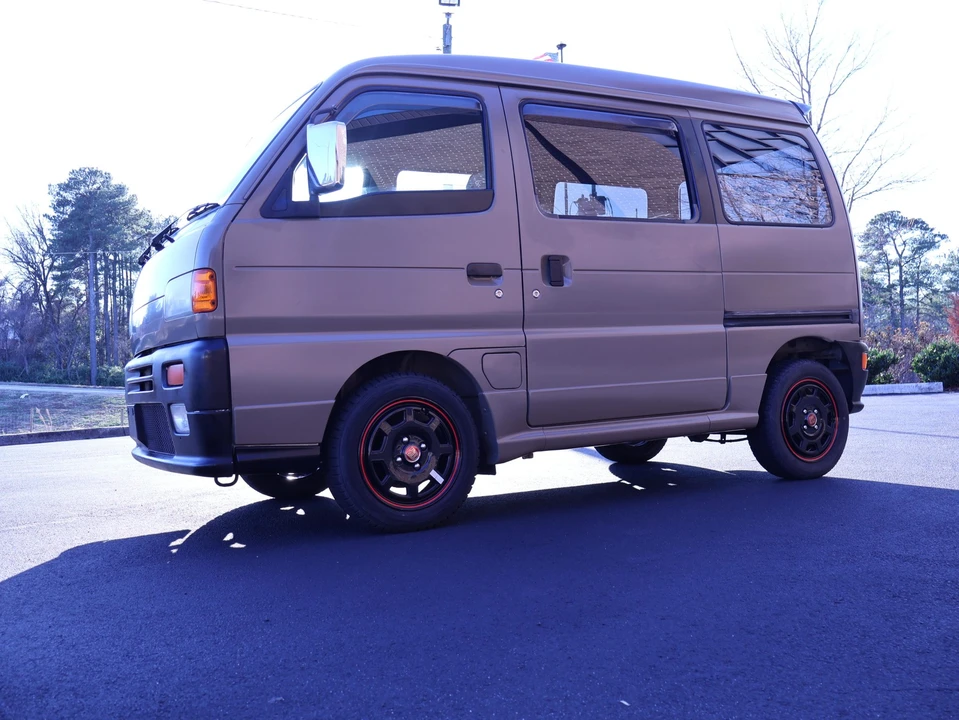 1997 Mazda - Image 2 of 31