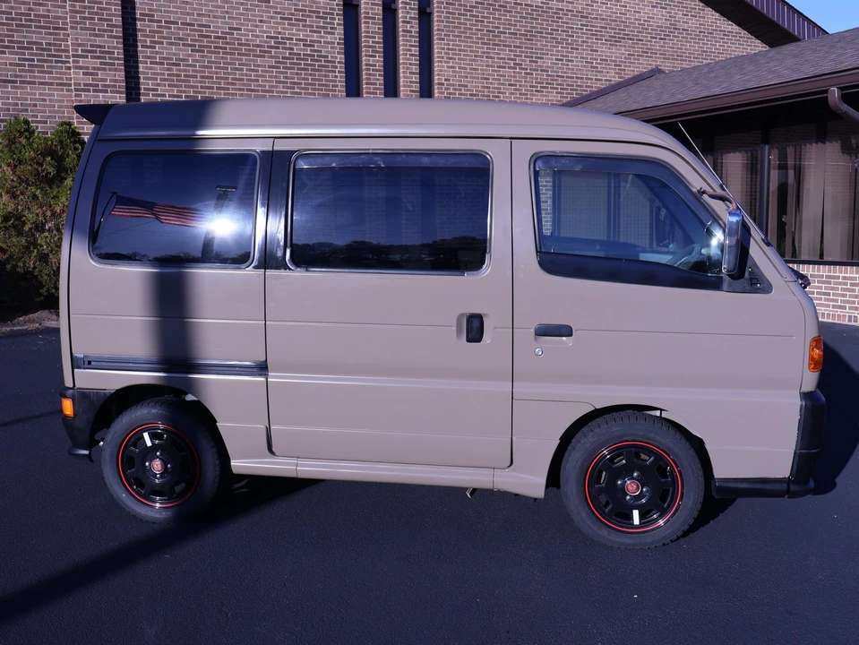 1997 Mazda - Image 14 of 31