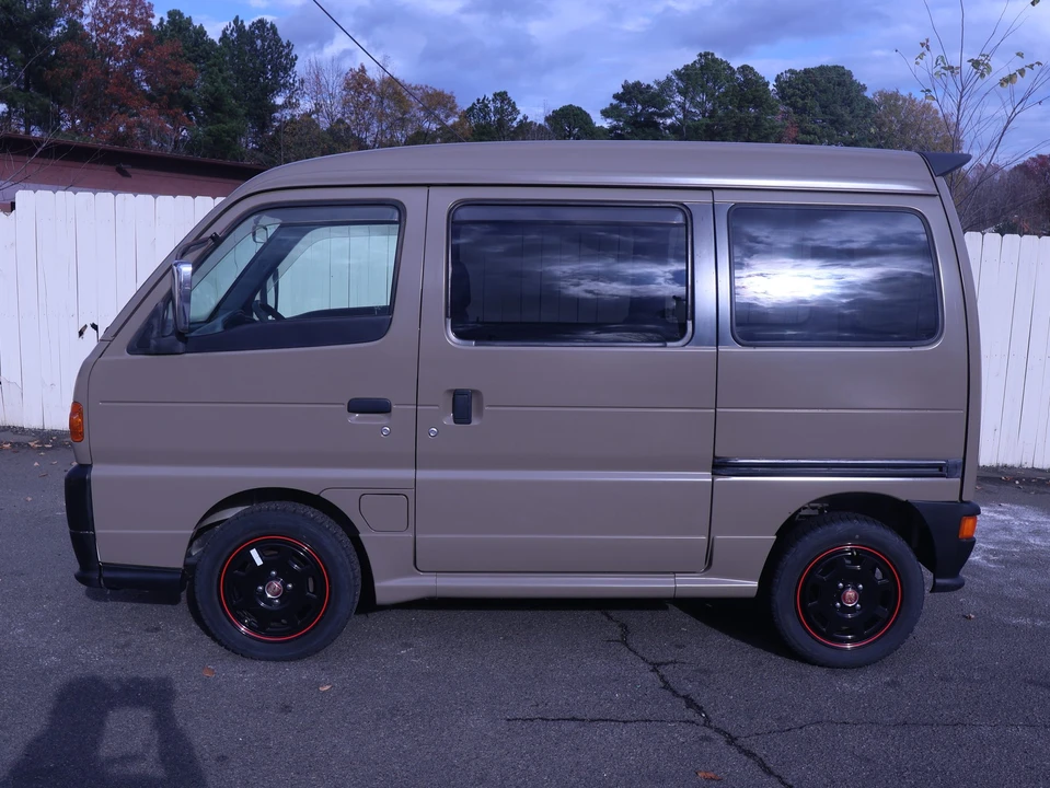 1997 Mazda - Image 25 of 31