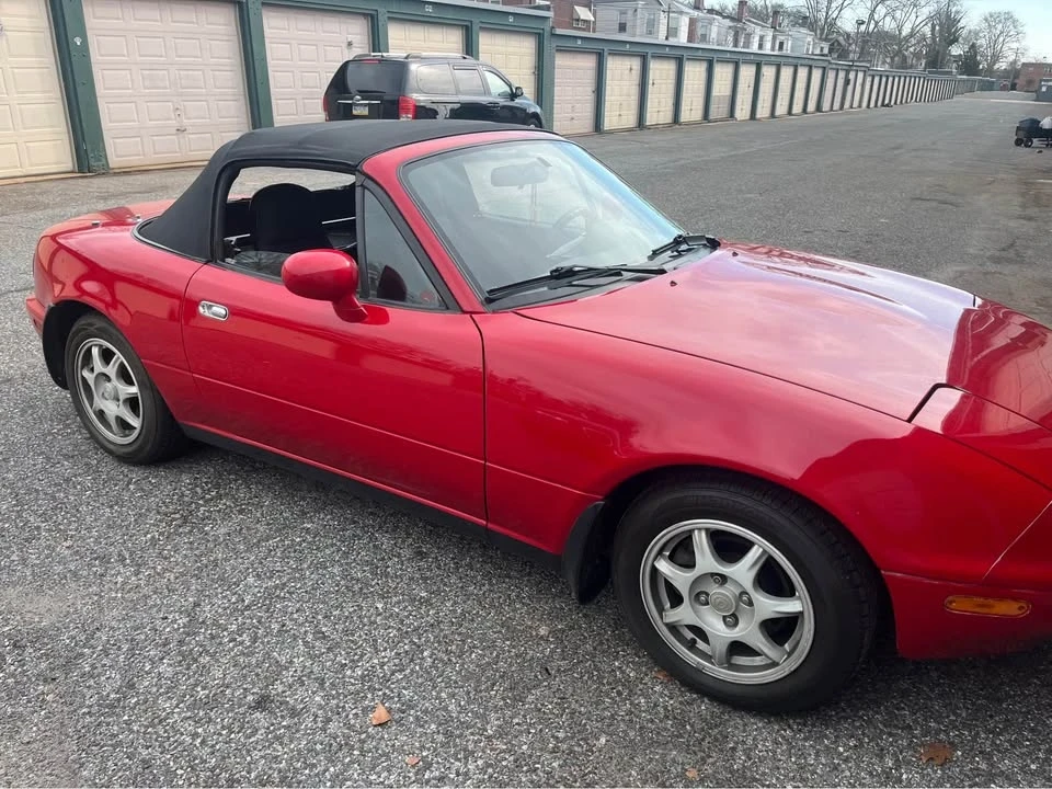 1997 Mazda NA MX-5 Miata - Image 9 of 10