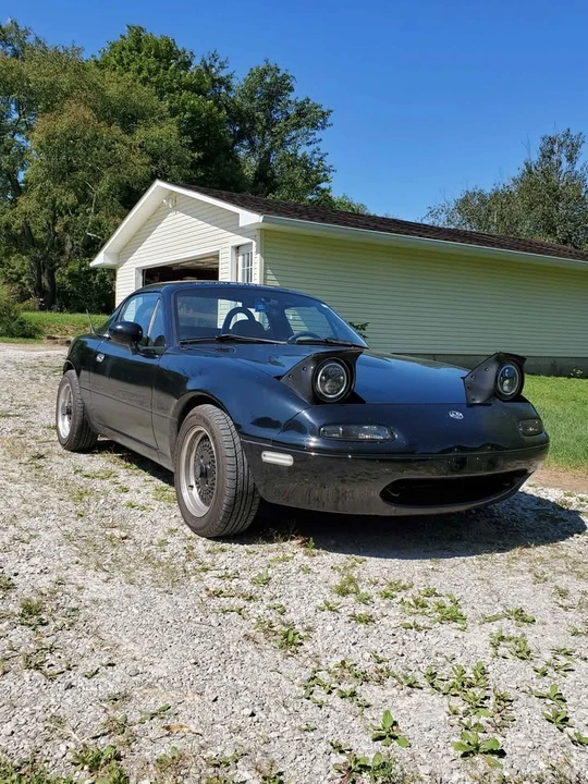 1997 Mazda NA MX-5 Miata - Image 2 of 3