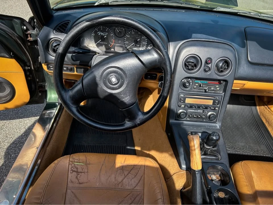 1997 Mazda NA MX-5 Miata - Image 13 of 16