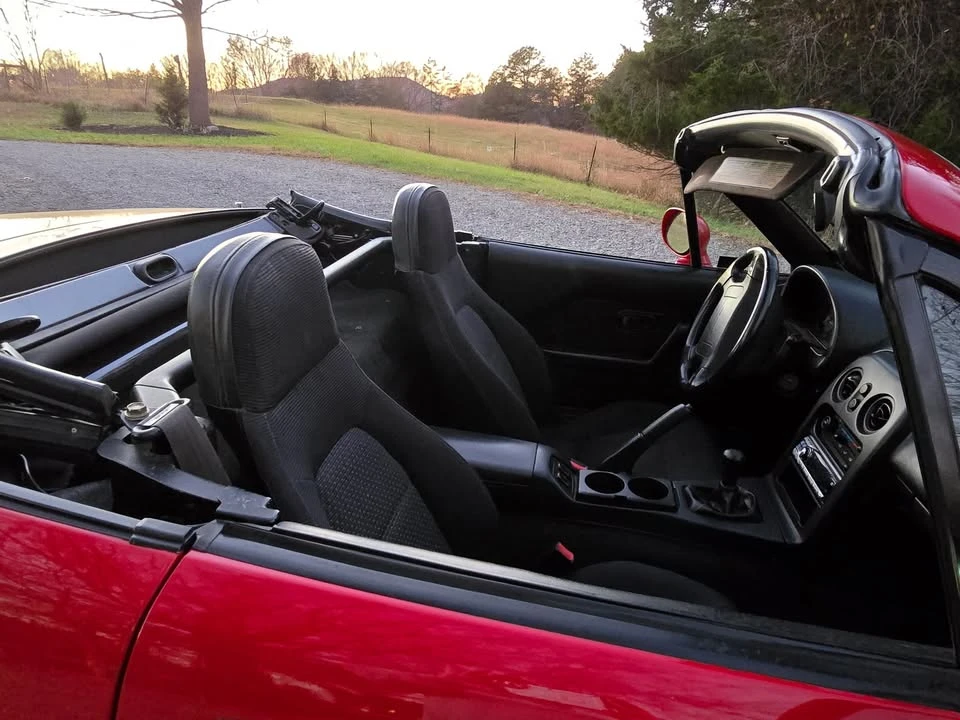 1997 Mazda NA MX-5 Miata - Image 7 of 19