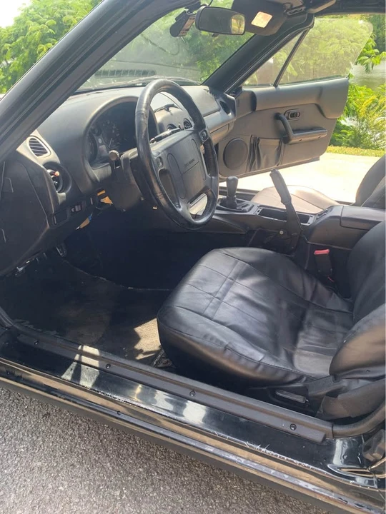 1997 Mazda NA MX-5 Miata - Image 10 of 17