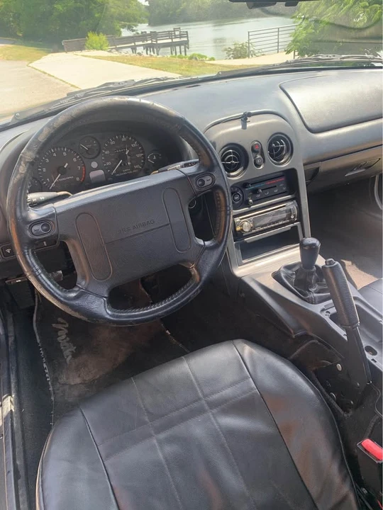 1997 Mazda NA MX-5 Miata - Image 11 of 17
