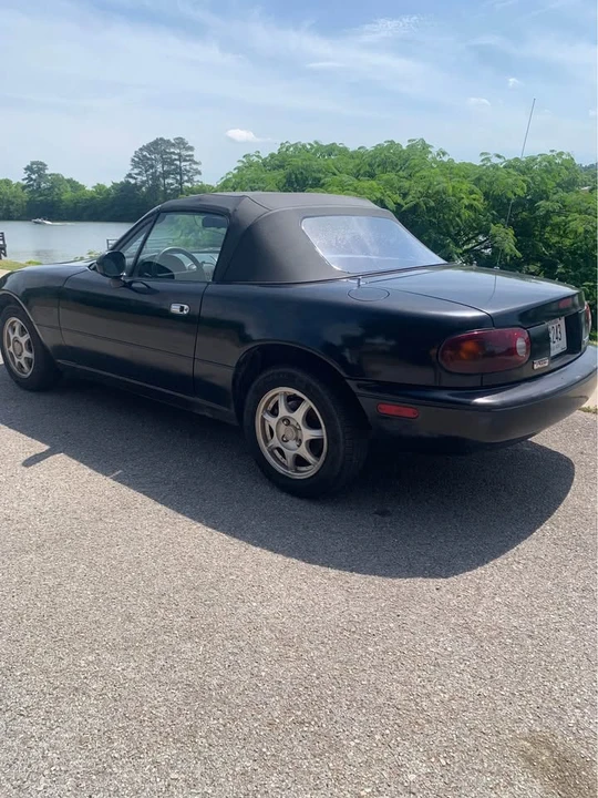 1997 Mazda NA MX-5 Miata - Image 2 of 17