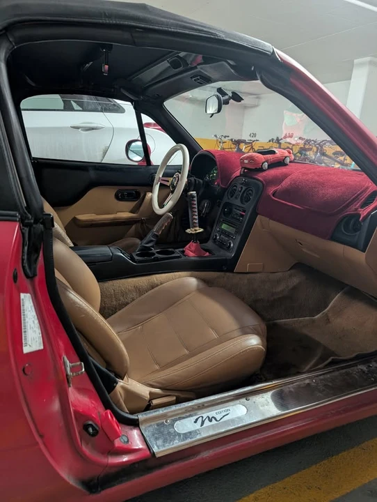 1997 Mazda NA MX-5 Miata - Image 6 of 9