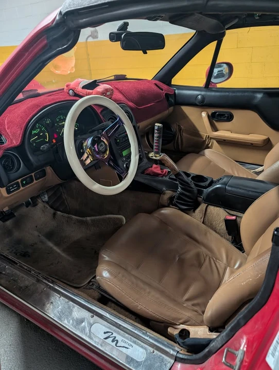 1997 Mazda NA MX-5 Miata - Image 5 of 9