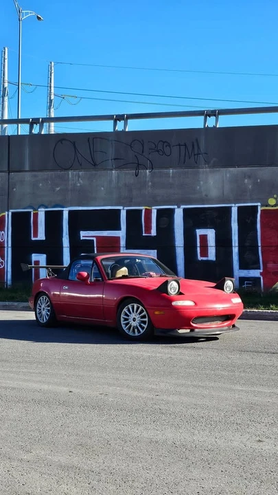 1997 Mazda NA MX-5 Miata - Image 4 of 9
