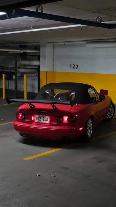 1997 Mazda NA MX-5 Miata - Image 2 of 9