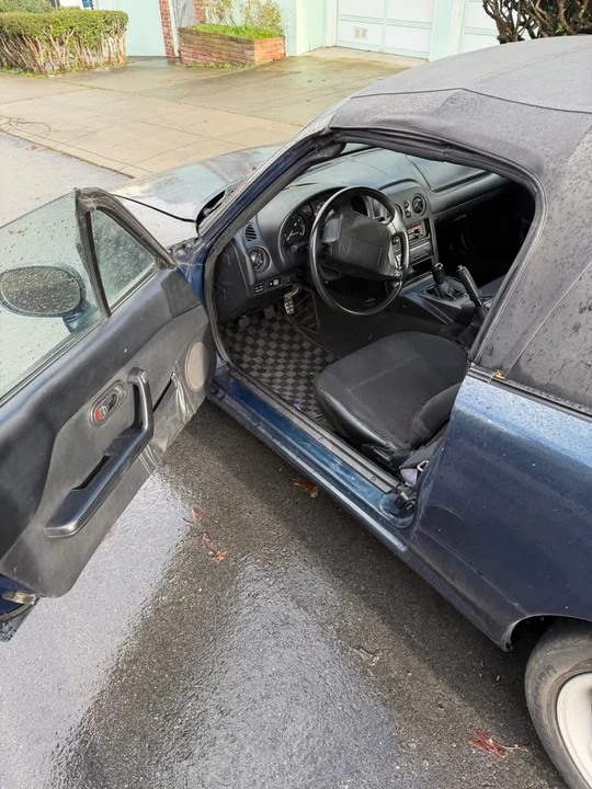 1997 Mazda NA MX-5 Miata - Image 7 of 12