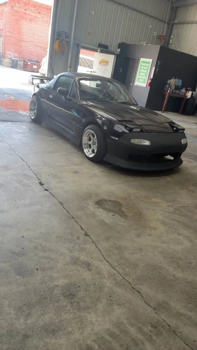 1997 Mazda MX-3 - Image 2 of 5