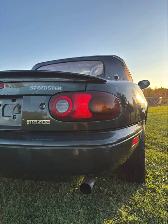 1997 Mazda NA MX-5 Miata - Image 7 of 15
