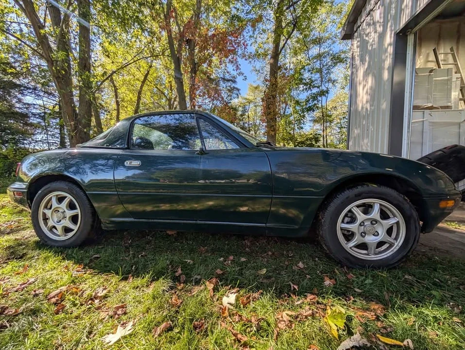 1997 Mazda NA MX-5 Miata - Image 8 of 18