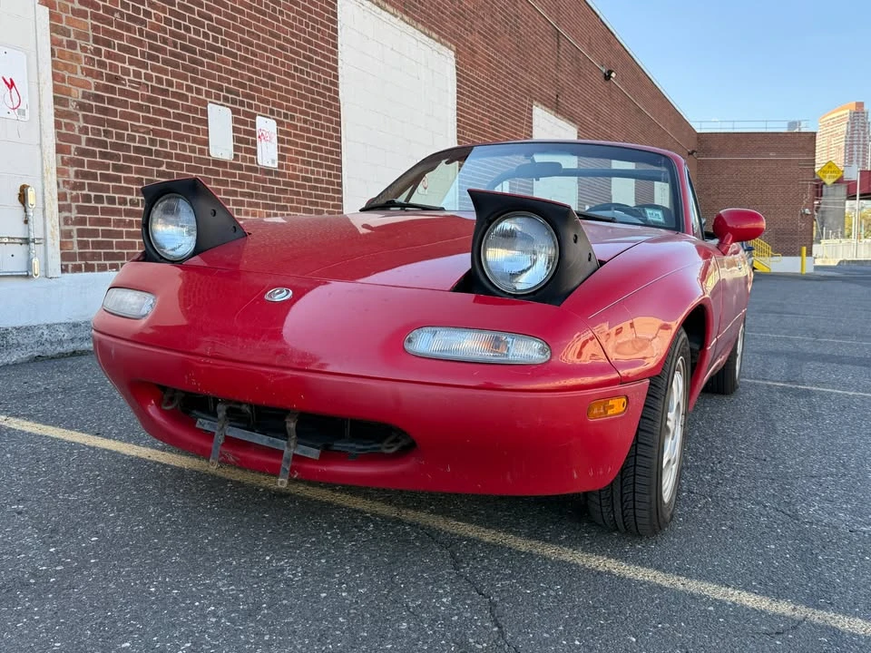 1997 Mazda NA MX-5 Miata - Image 2 of 17