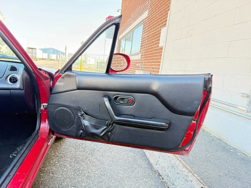 1997 Mazda NA MX-5 Miata - Image 13 of 17