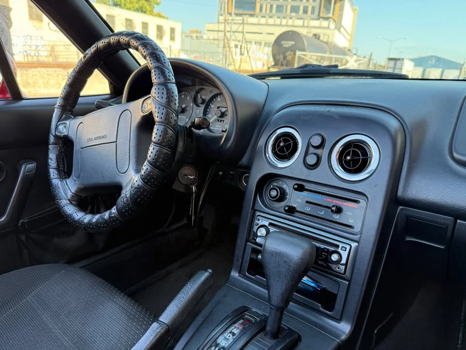 1997 Mazda NA MX-5 Miata - Image 11 of 17