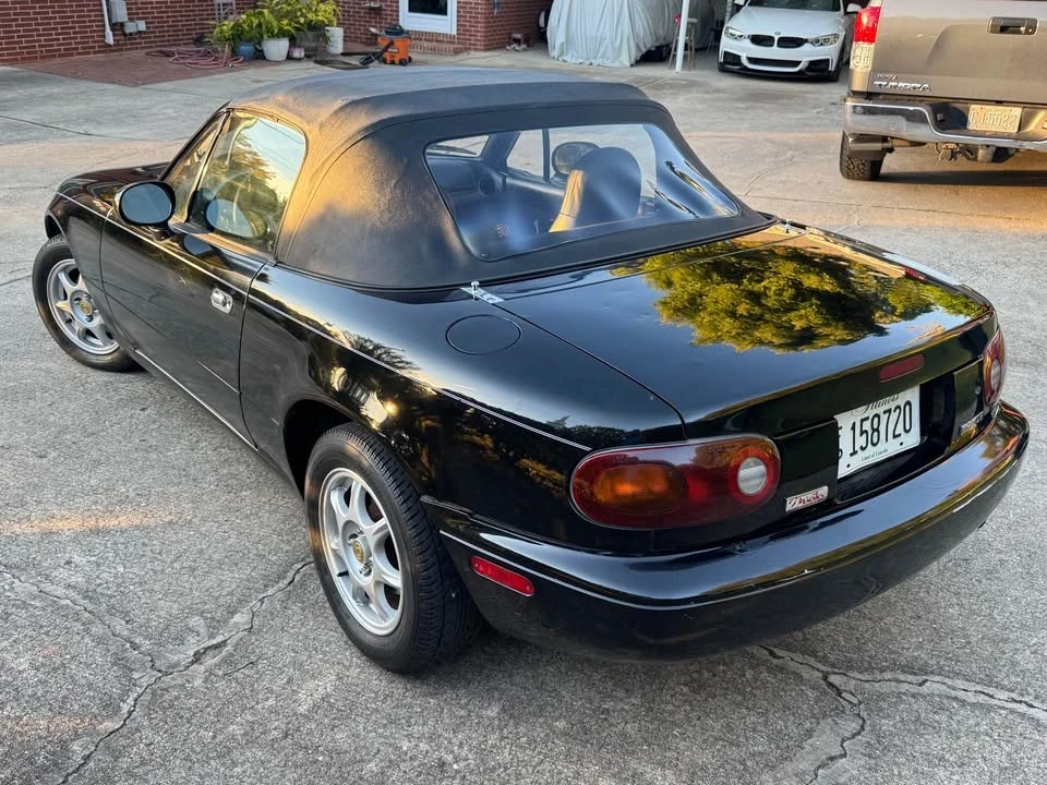 1997 Mazda NA MX-5 Miata - Image 2 of 15