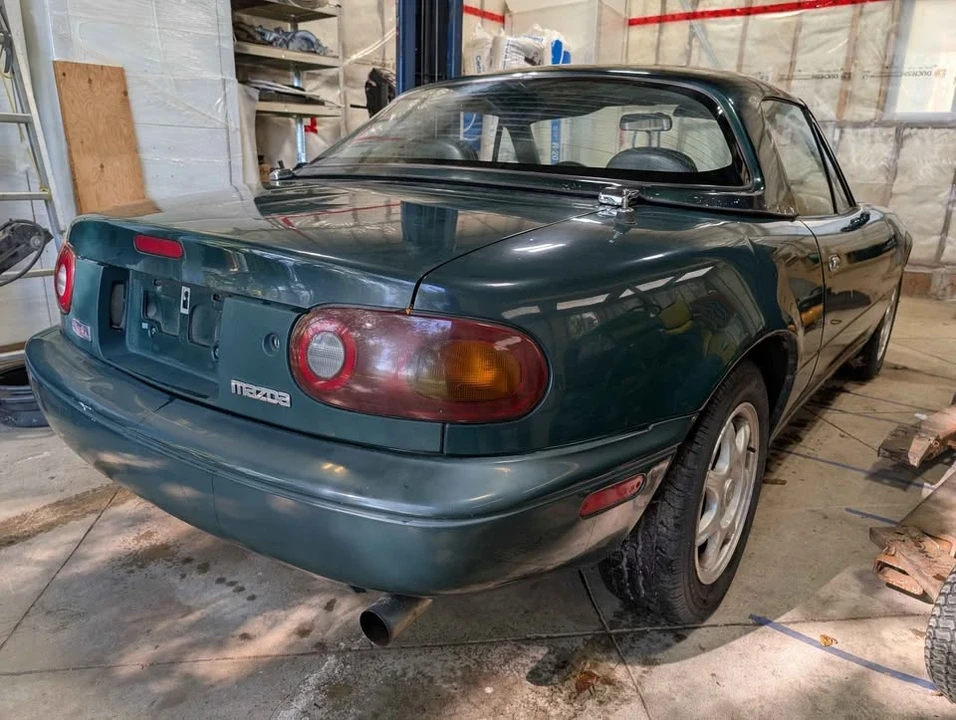 1997 Mazda NA MX-5 Miata - Image 2 of 18