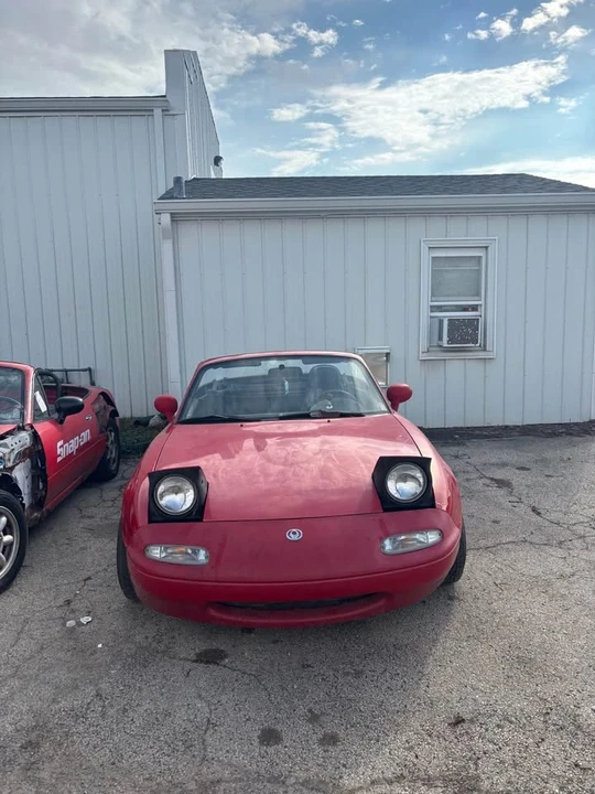 1997 Mazda NA MX-5 Miata - Image 2 of 7
