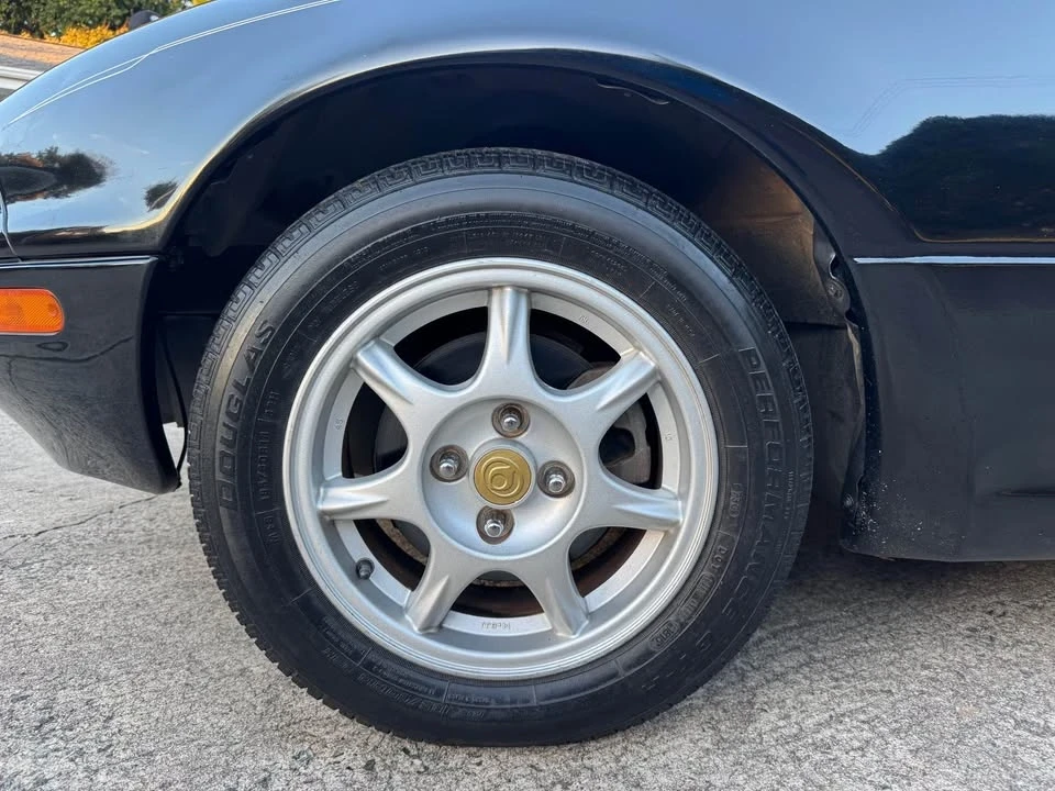 1997 Mazda NA MX-5 Miata - Image 5 of 15