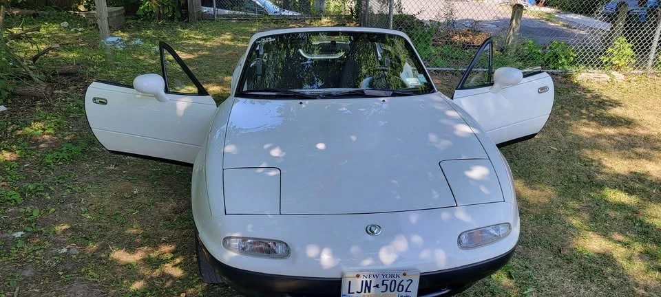 1997 Mazda NA MX-5 Miata - Image 5 of 9