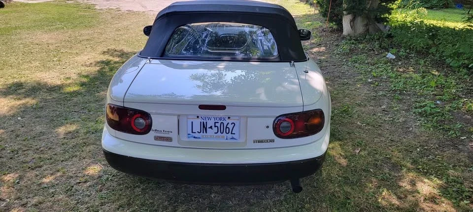 1997 Mazda NA MX-5 Miata - Image 6 of 9