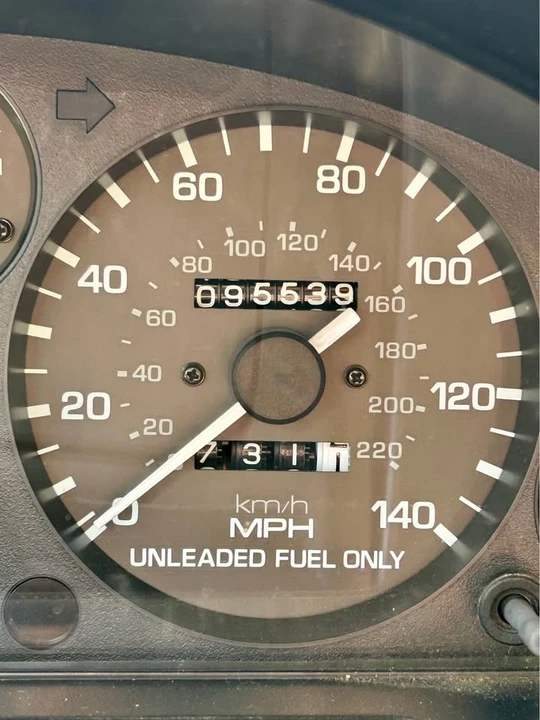 1997 Mazda NA MX-5 Miata - Image 8 of 17