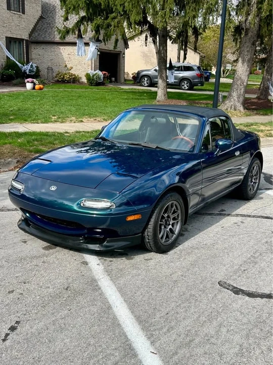 1997 Mazda NA MX-5 Miata - Image 6 of 17