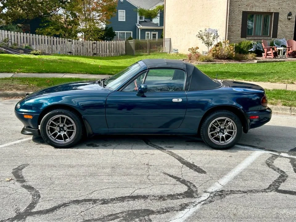1997 Mazda NA MX-5 Miata - Image 4 of 17