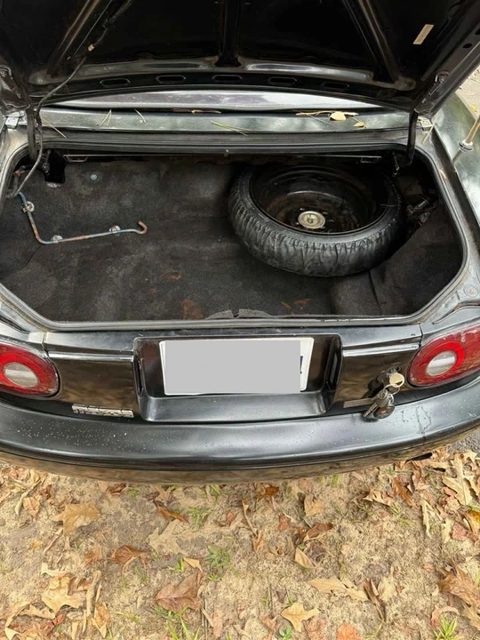 1997 Mazda NA MX-5 Miata - Image 5 of 8