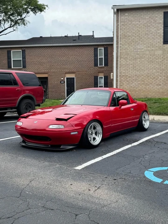 1997 Mazda NA MX-5 Miata - Image 2 of 15