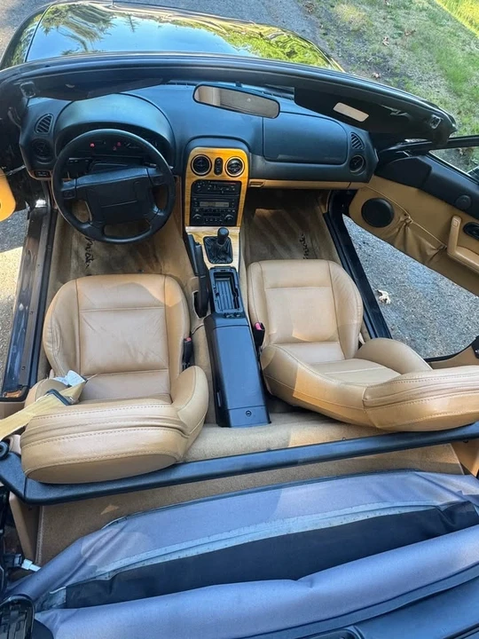 1997 Mazda NA MX-5 Miata - Image 8 of 8