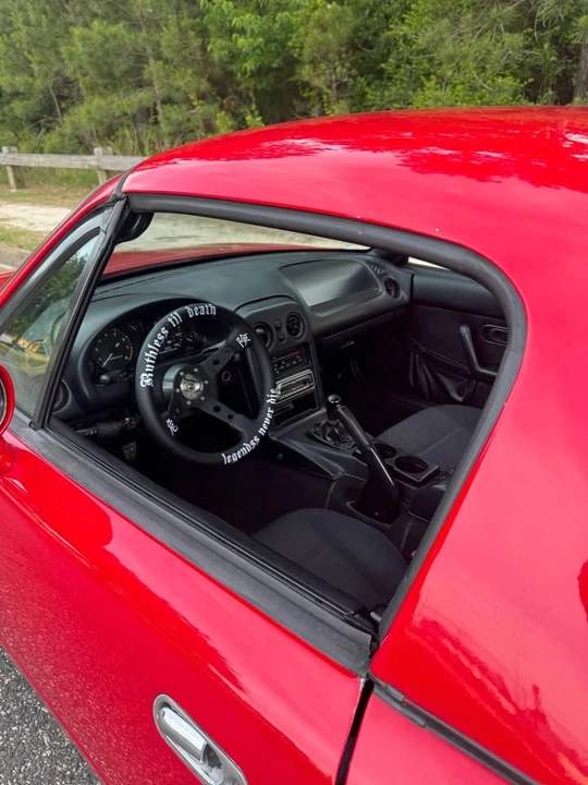 1997 Mazda NA MX-5 Miata - Image 6 of 15