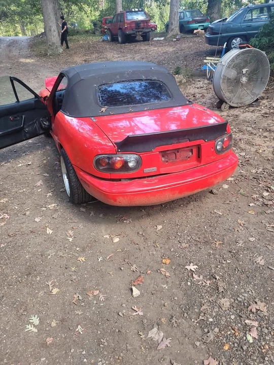 1997 Mazda NA MX-5 Miata - Image 3 of 3