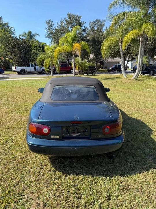 1997 Mazda NA MX-5 Miata - Image 5 of 12