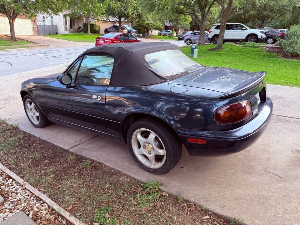 1997 Mazda NA MX-5 Miata - Image 4 of 12